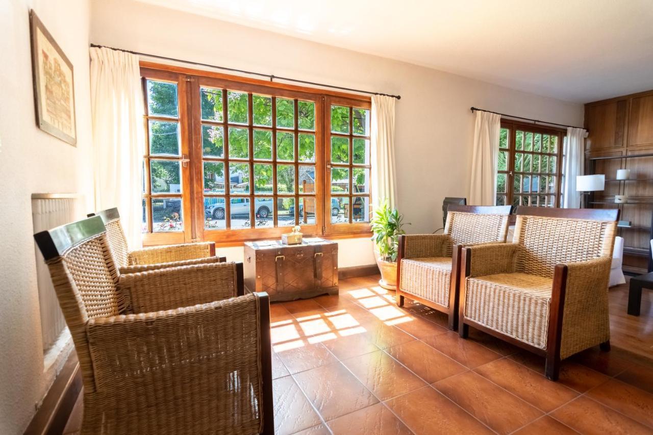 Hosteria Hostal Del Esquiador San Martín de los Andes Екстериор снимка